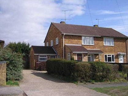 5 Bed Semi-Detached House, Fox Lane, SO22