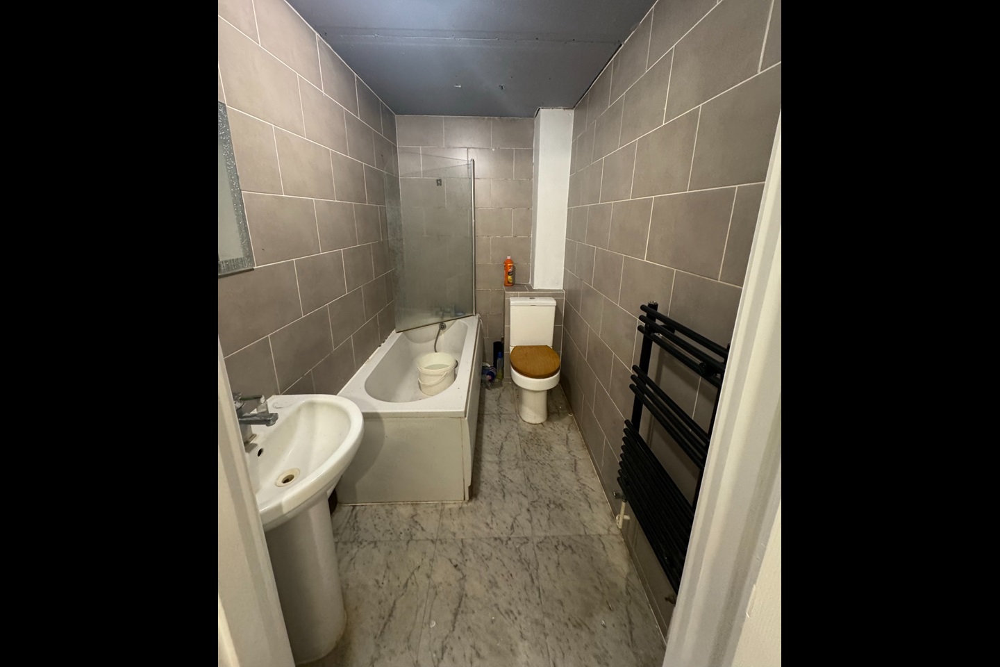 Luton 2 Bed Flat, Stuart Street, LU1 To Rent Now for £1,200.00 p/m