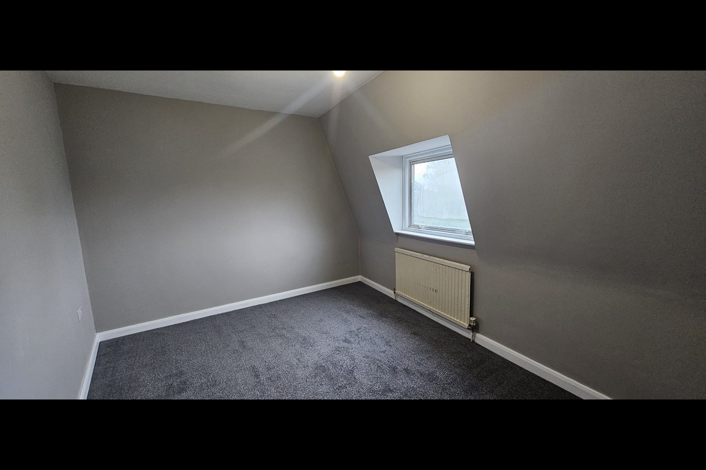 Harrow 2 Bed Flat, Weald Lane, HA3 To Rent Now for £1,600.00 p/m