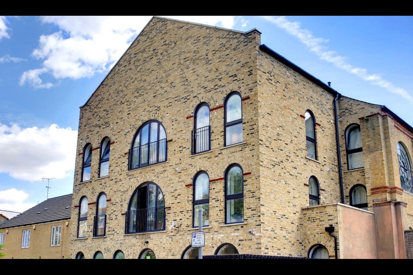 Bow 3 Bed Flat, Chapelford Appartments, E3 To Rent Now for £3,255.