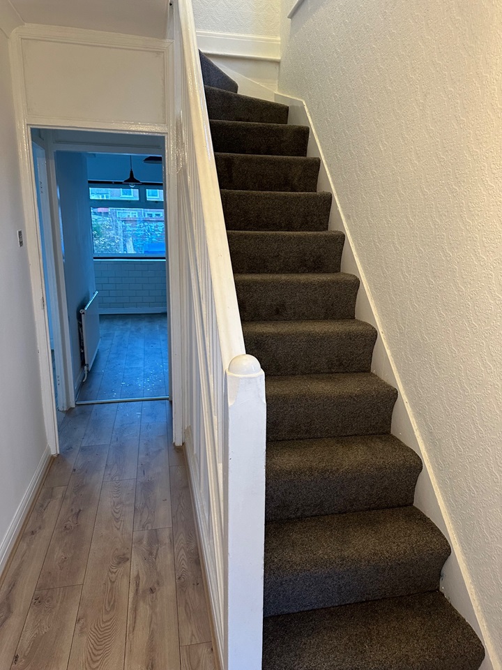 Doncaster 3 Bed SemiDetached House, Harrowden Road, DN2 To Rent