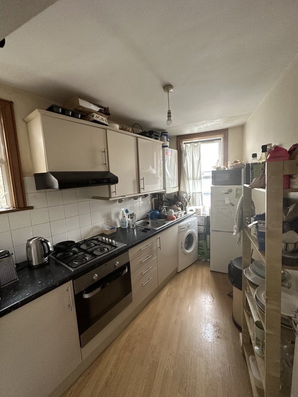 London Walthamstow Room in a Shared House, Hoe St, E17 To Rent Now