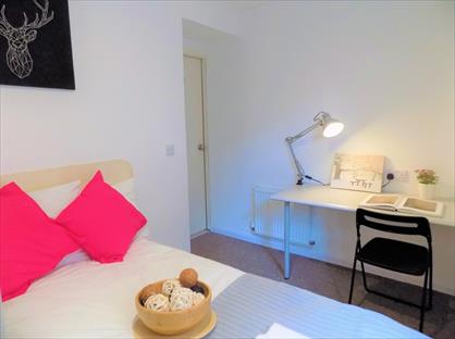 Room in a Shared House, Charter Avenue, CV4