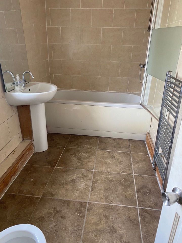 Bradford 1 Bed Terraced House, Little Horton Lane, BD5 To Rent Now