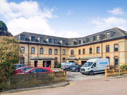 1 Bed Flat, Dorcas Court, GU15