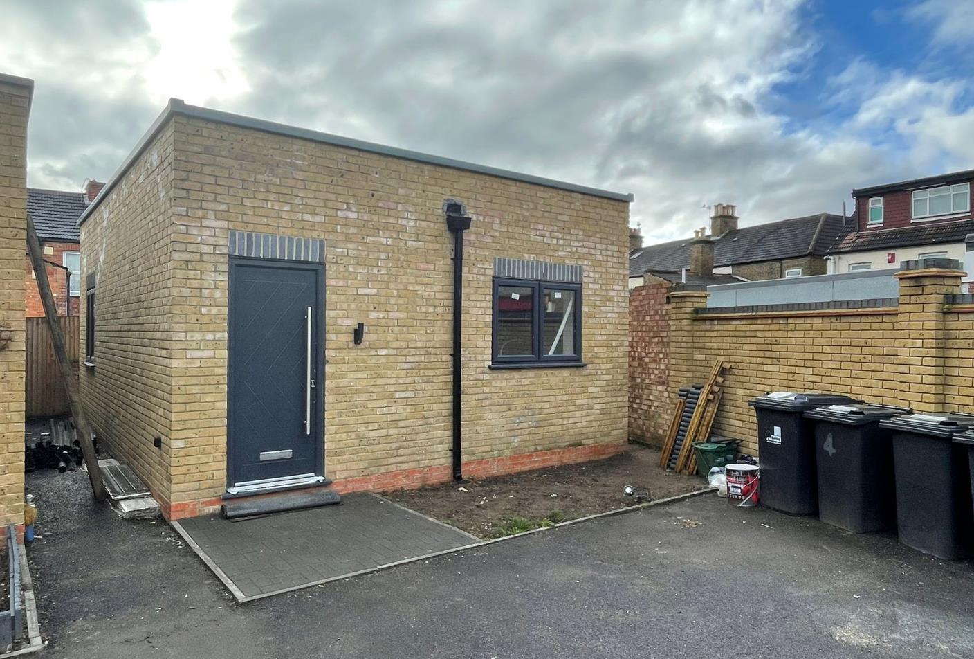 Southall 2 Bed Bungalow, Norwood Road, UB2 To Rent Now for £1,875.