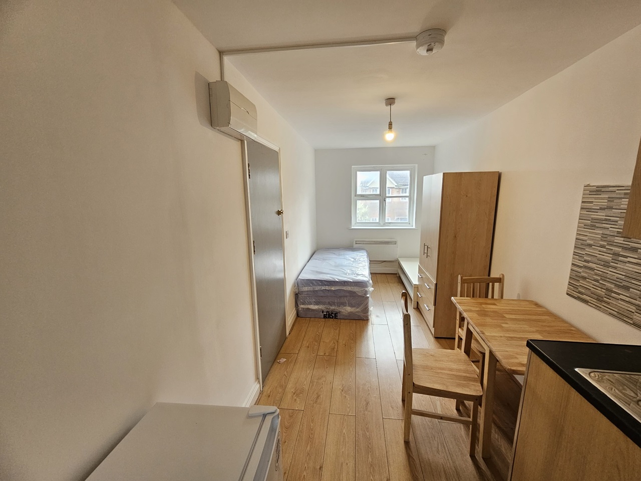 Willesden Cricklewood London Studio Flat, Willesden Cricklewood
