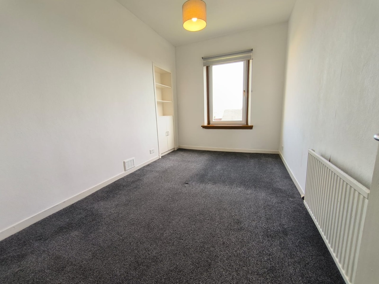 Dundee - 3 Bed Flat, Court Street, DD3 - To Rent Now for £850.00 p/m