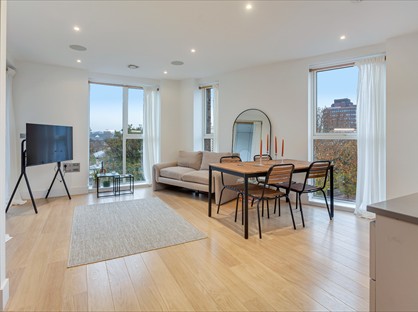 2 Bed Flat, Stockwell Park Walk, SW9