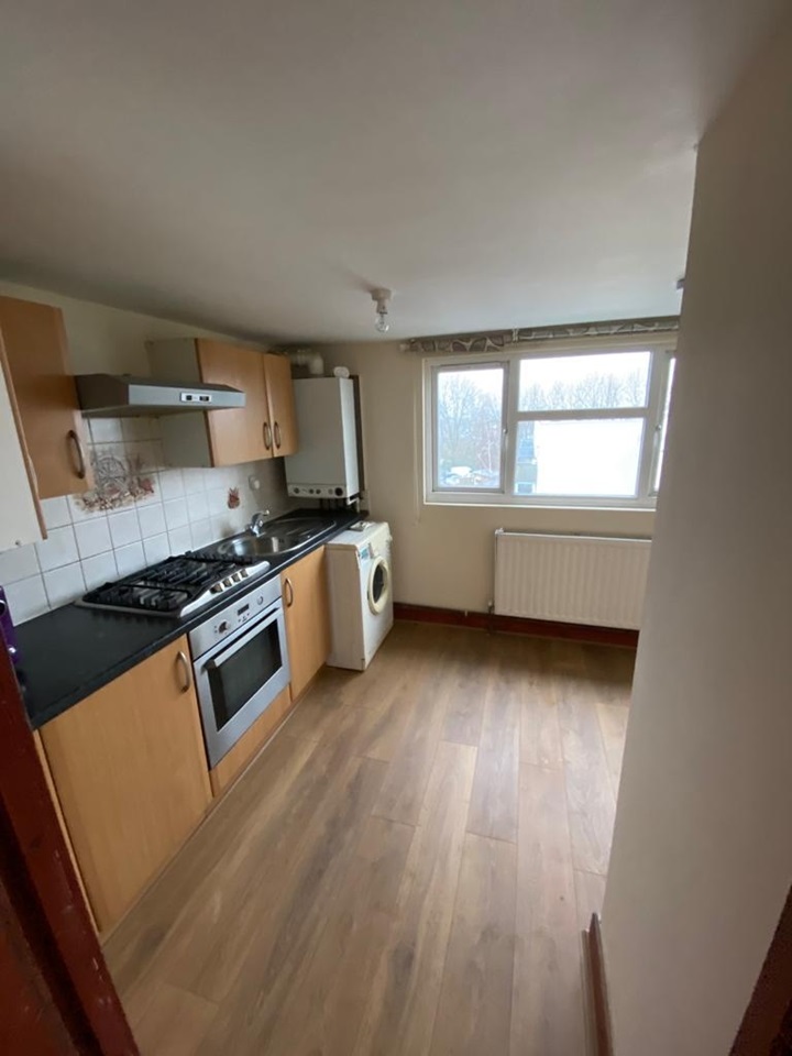 London Studio Flat, St.James Street, E17 To Rent Now for £1,300.00 p/m