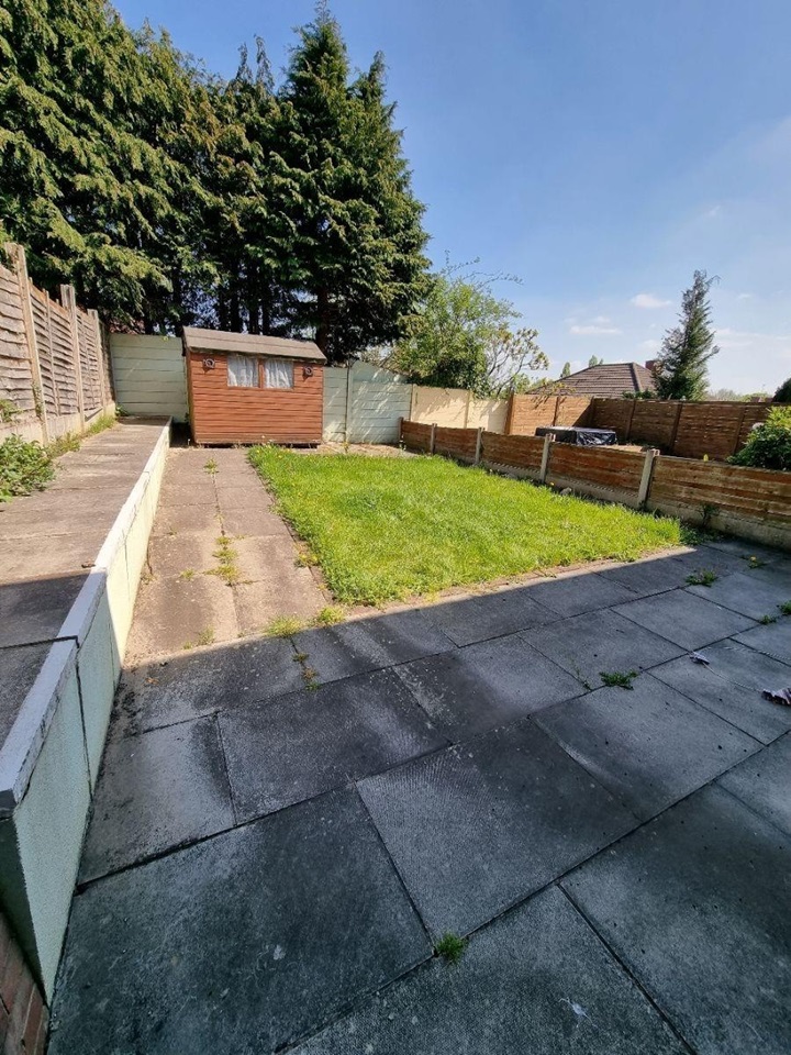 Swinton, Manchester 2 Bed SemiDetached House, Overdale, M27 To Rent Now for £1,000.00 p/m