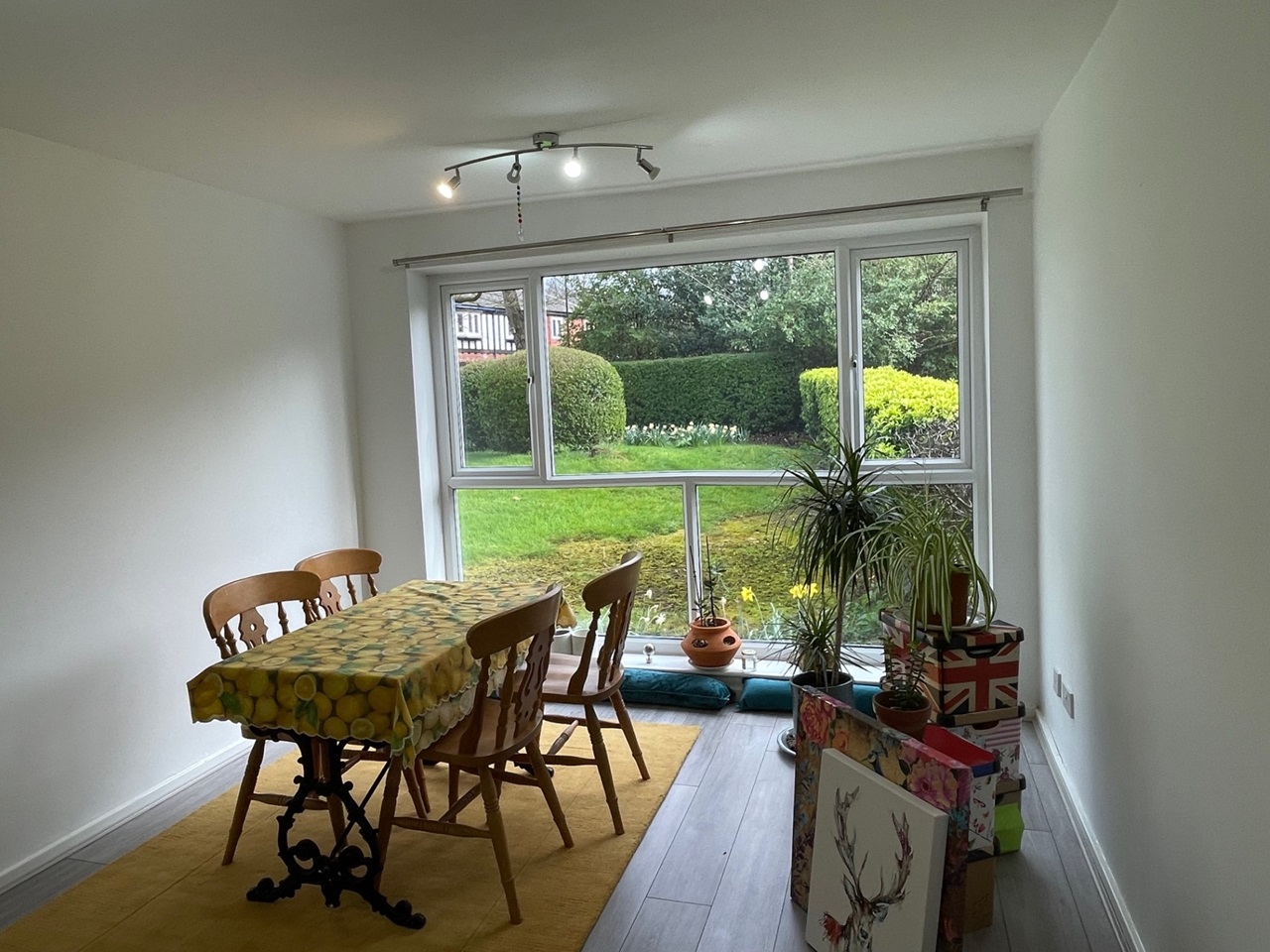 Chapel Allerton, Leeds 1 Bed Flat, Wood Lane, LS7 To Rent Now for £