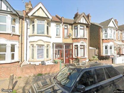Room in a Shared House, Haldane Road, E6