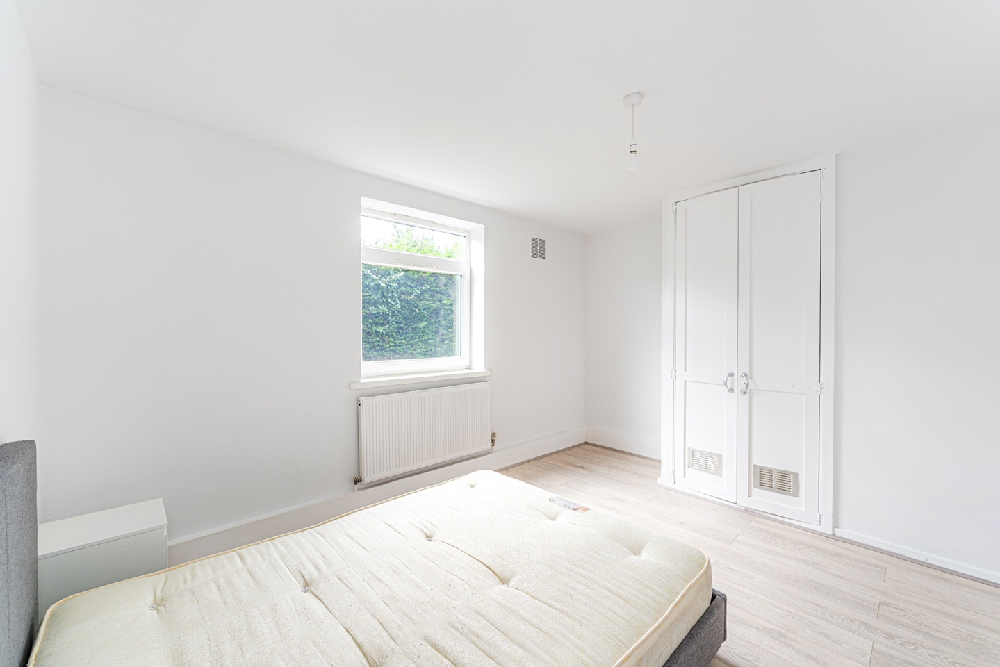 London 2 Bed Flat, Crouch Hall Road, N8 To Rent Now for £1,950.00 p/m