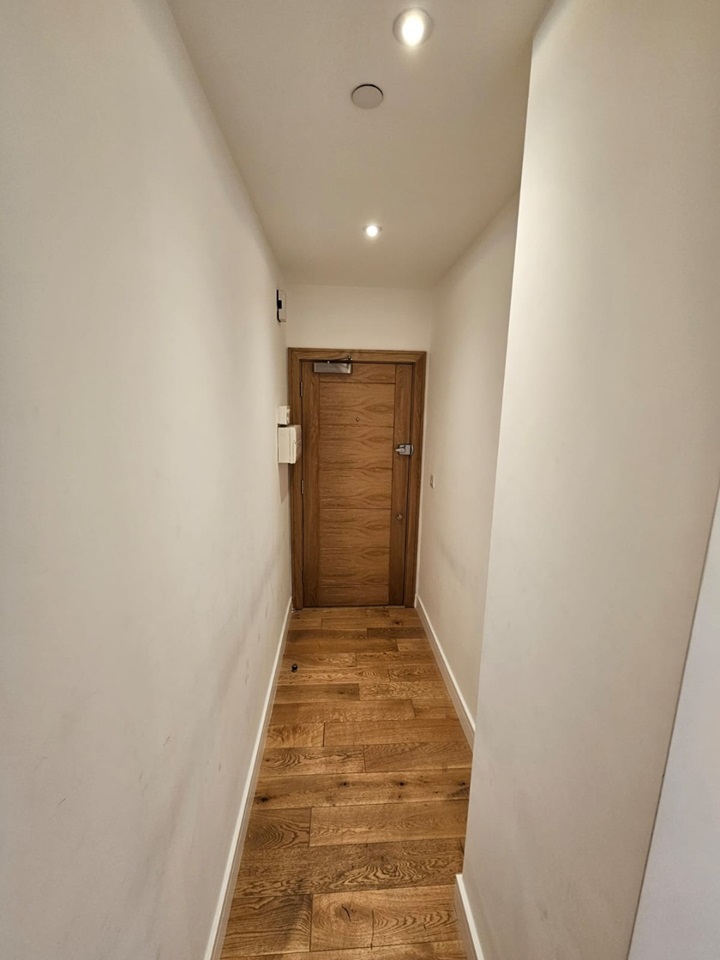 Feltham Studio Flat, Archer Court, TW13 To Rent Now for £1,075.00 p/m