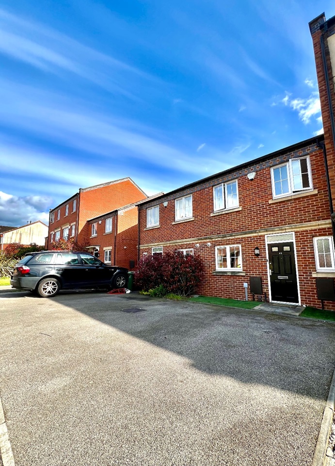 Nottingham 3 Bed Terraced House, Kelham Drive, NG5 To Rent Now for £1,100.00 p/m