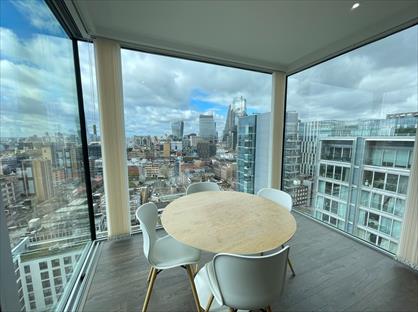 2 Bed Flat, Neroli House, E1