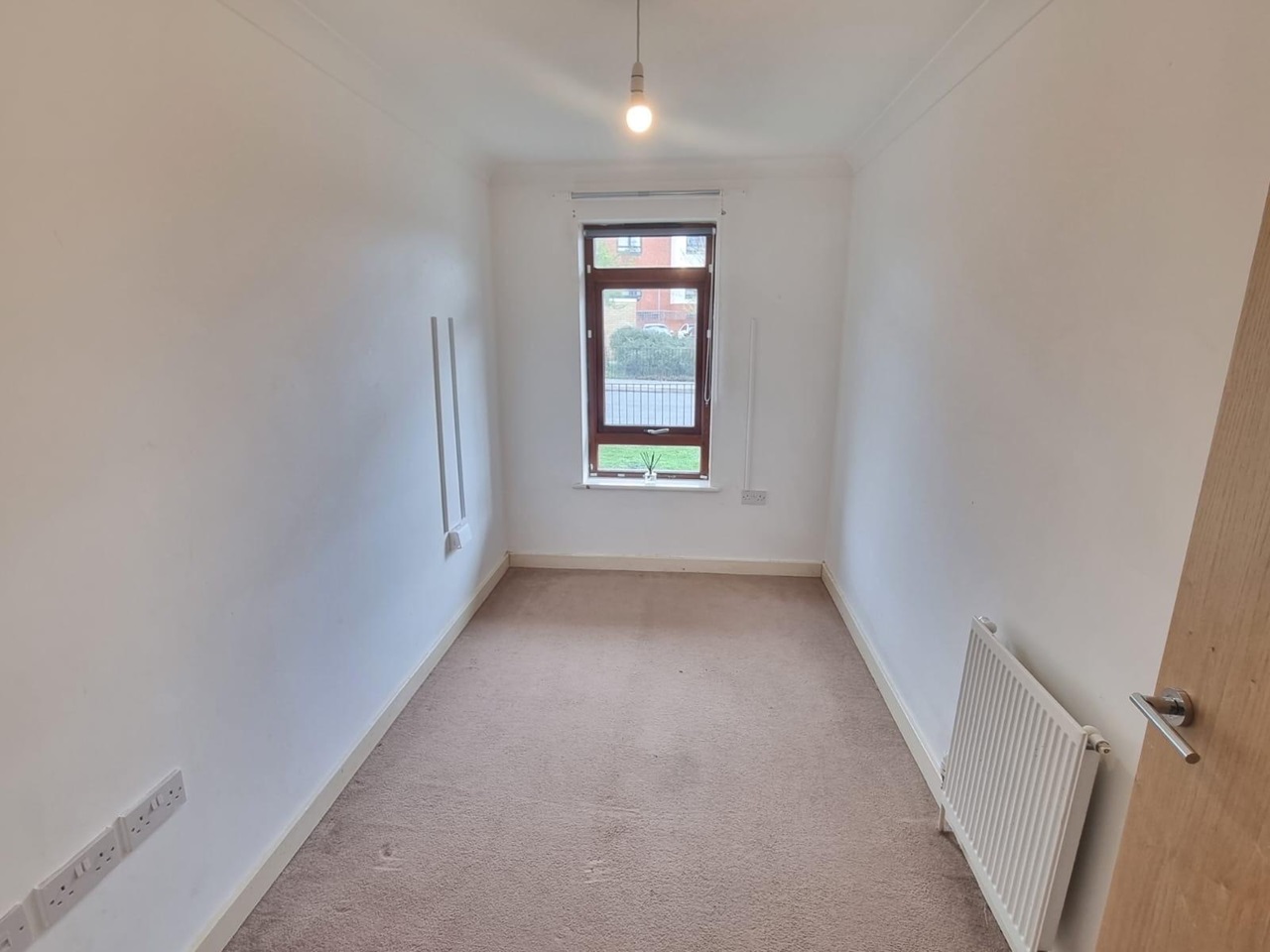 Edgware 2 Bed Flat, Iona Court, HA8 To Rent Now for £1,800.00 p/m