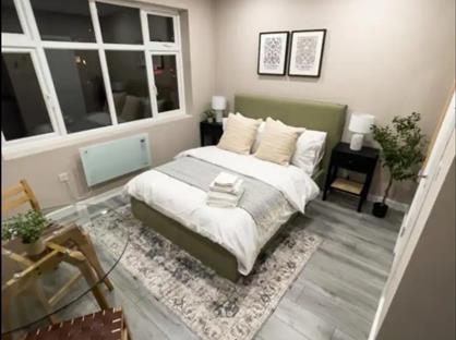 Studio Flat, Somervell Road, HA2