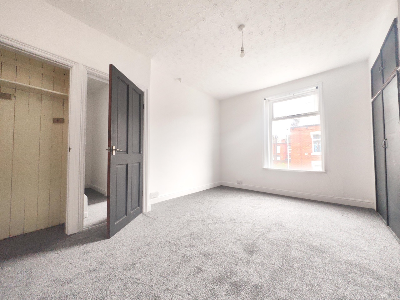 Leeds 2 Bed End Terrace, Roseneath Street, LS12 To Rent Now for £