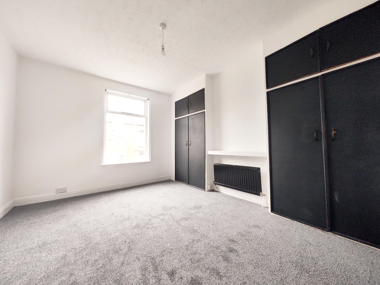 Leeds 2 Bed End Terrace, Roseneath Street, LS12 To Rent Now for £