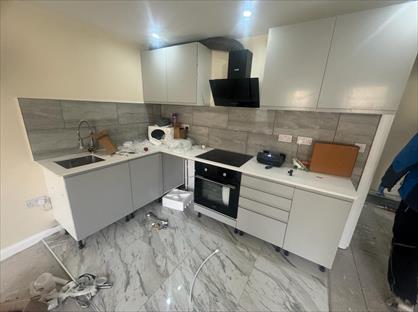 2 Bed Flat, Western Road, UB2