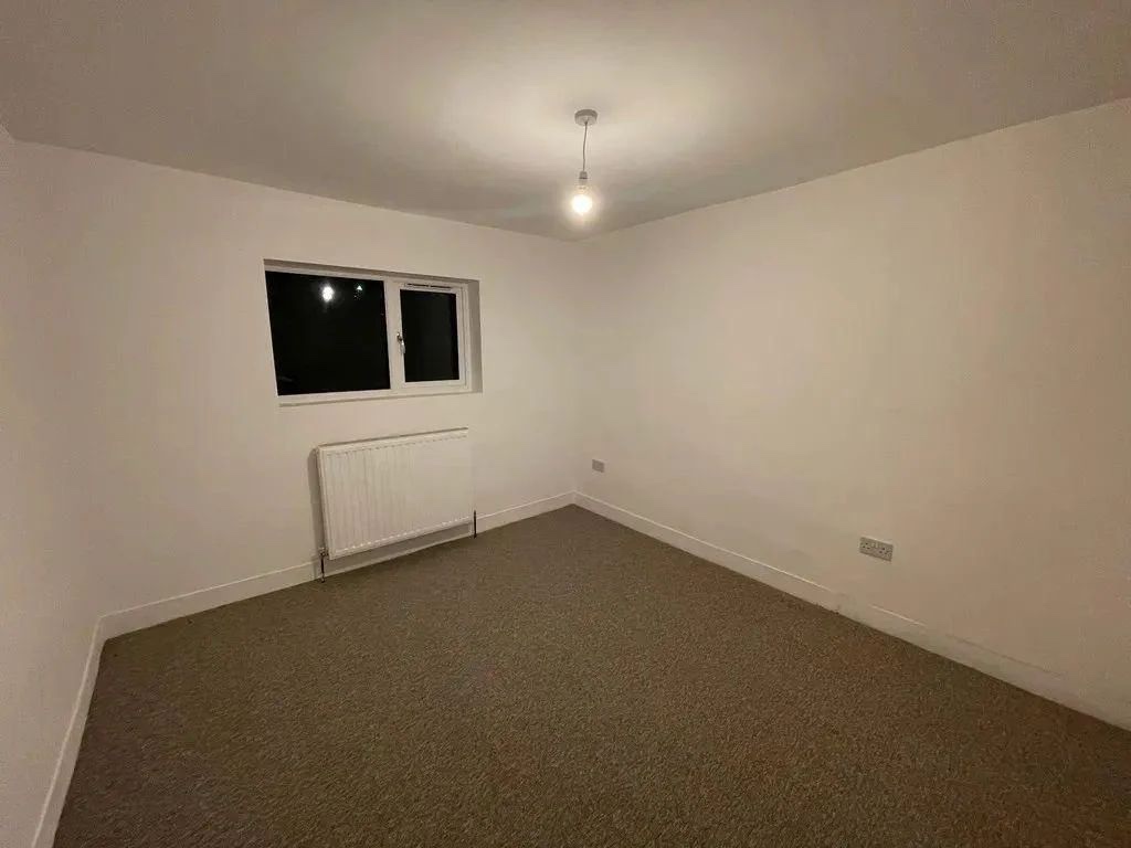 Additional image 11 of 3 Bed Terraced House, Jaunty Road, S12, N1 7GU