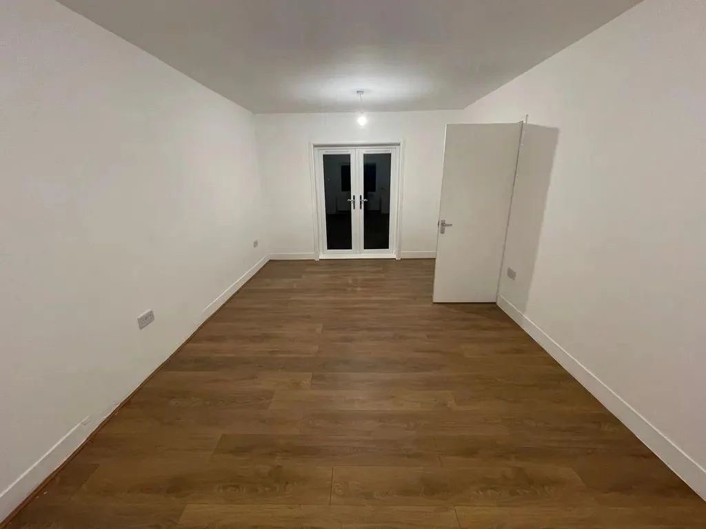 Additional image 12 of 3 Bed Terraced House, Jaunty Road, S12, N1 7GU