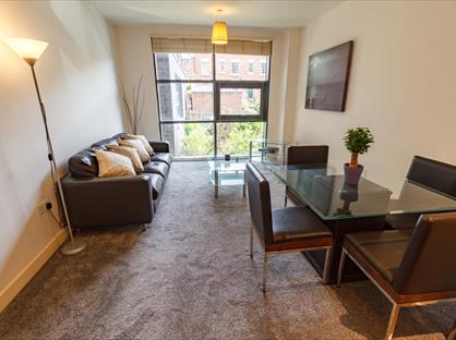 2 Bed Flat, Colquitt Street, L1