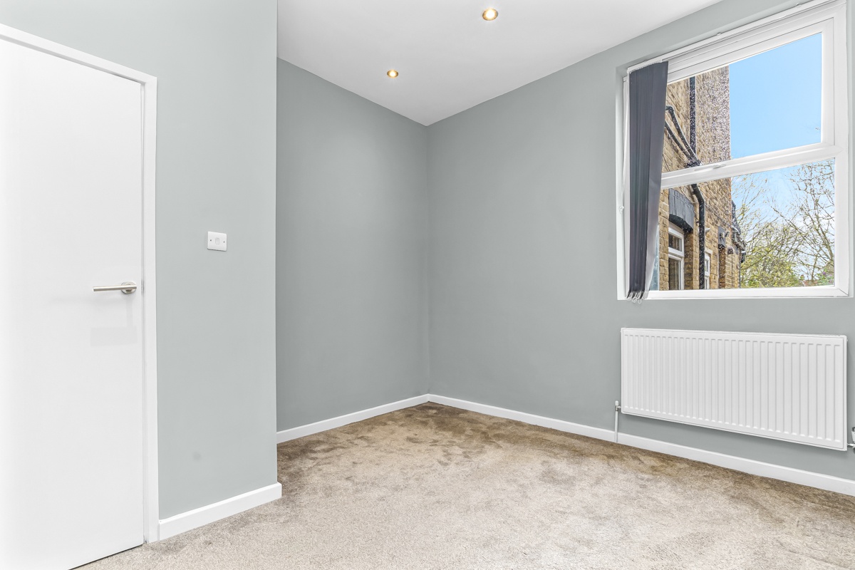 Thornton Heath 2 Bed Flat, Melfort Road, CR7 To Rent Now for £1,650