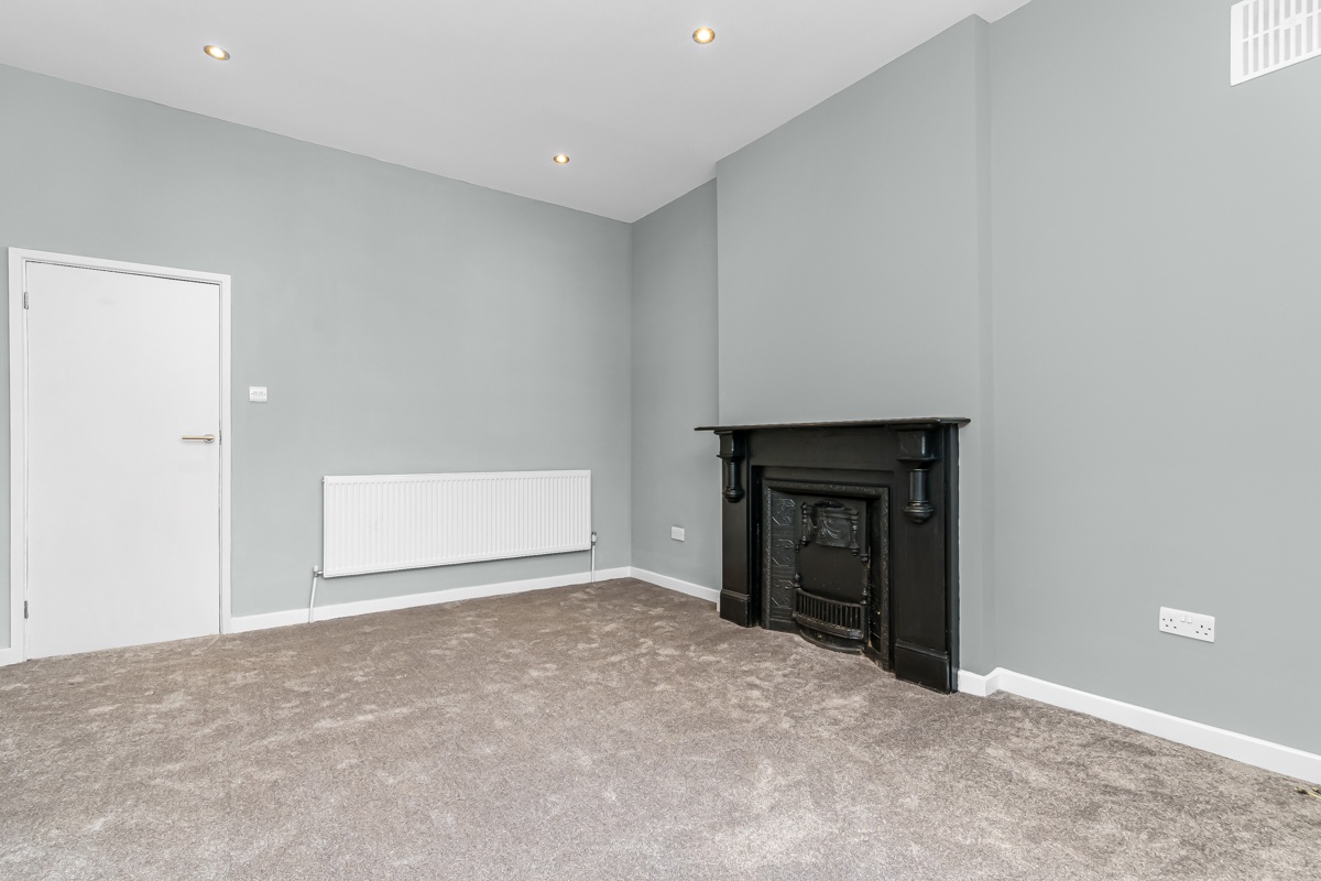 Thornton Heath 2 Bed Flat, Melfort Road, CR7 To Rent Now for £1,650