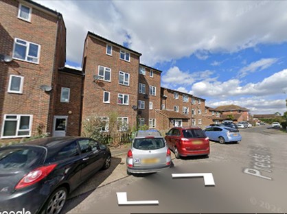 2 Bed Flat, Lansdown Close, KT12