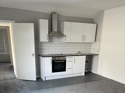 2 Bed Flat, Swinton, M27