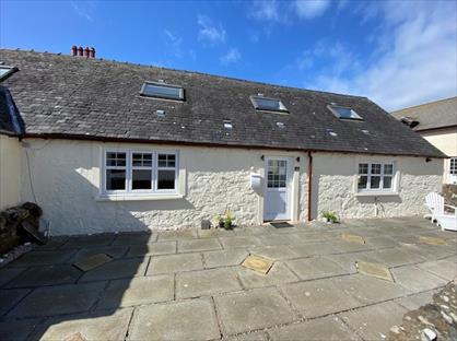 3 Bed Semi-Detached House, Chapelton Mains, KA23