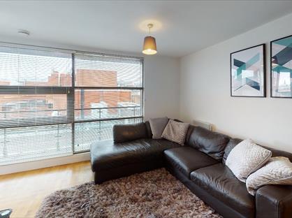 2 Bed Flat, Colquitt Street, L1