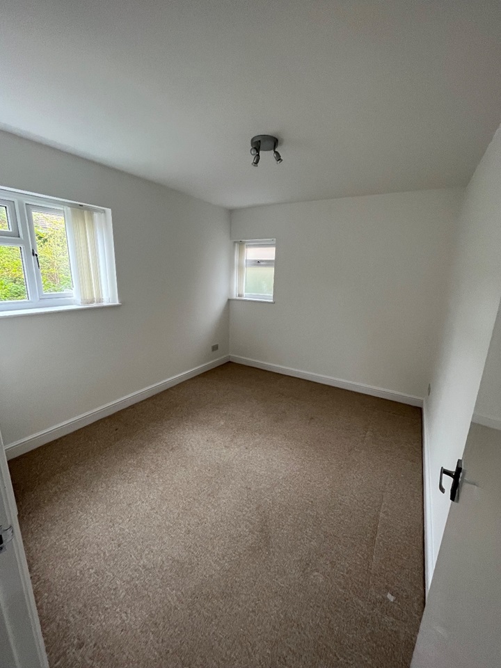 Eastham 2 Bed Flat, Delamere Close, CH62 To Rent Now for £700.00 p/m