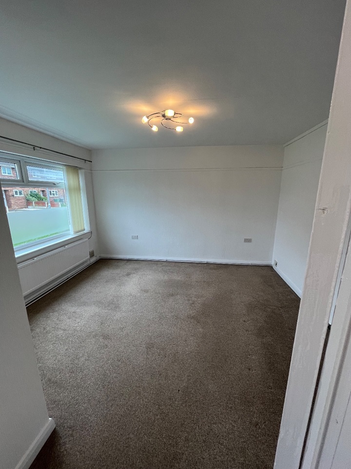 Eastham 2 Bed Flat, Delamere Close, CH62 To Rent Now for £700.00 p/m