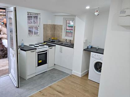 Studio Flat, Lynn Road, PE13