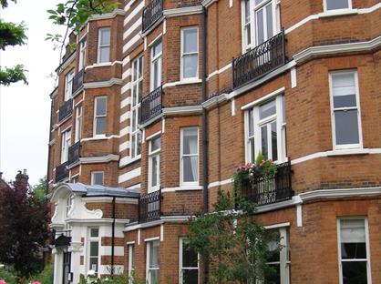 4 Bed Flat, Stamford Brook Avenue, W6