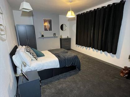 Room in a Shared House, Denison Road, M14
