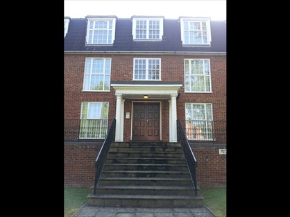 Studio Flat, Wellington Road, EN1