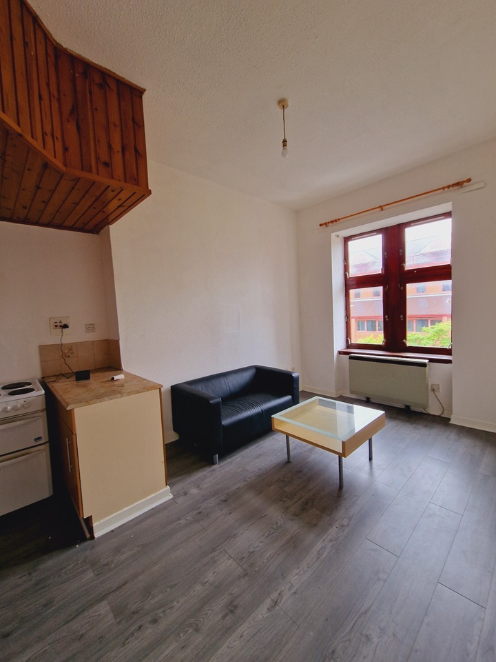 Glasgow 1 Bed Flat, Shettleston Road, G32 To Rent Now for £649.00 p/m