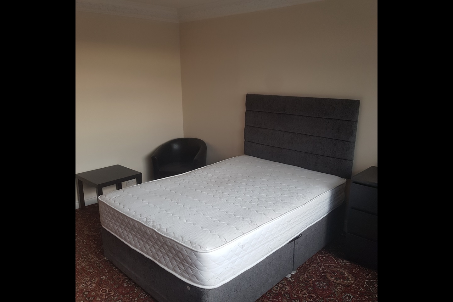 Leeds 1 Bed Flat, Meanwood Road, LS6 To Rent Now for £800.00 p/m