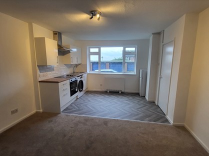 1 Bed Flat, Oakley House, B60