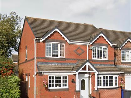 4 Bed Detached House, Colenso Way, ST5