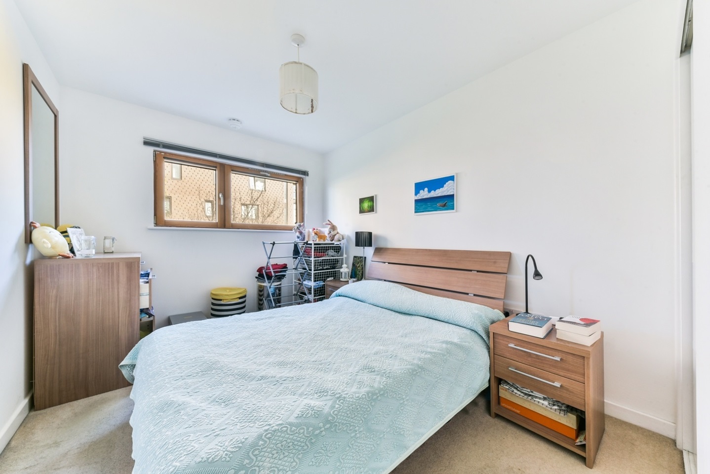 Barking 1 Bed Flat, Schrier Ropeworks, IG11 To Rent Now for £1,365.