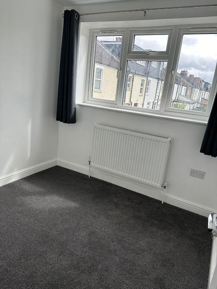 London 4 Bed Terraced House, Grasmere Road, SE25 To Rent Now for £