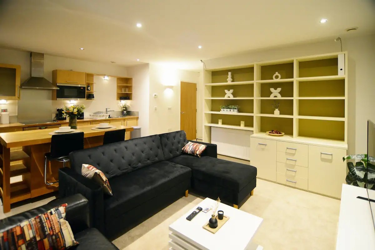 London 1 Bed Flat, Alaska Apartments, E16 To Rent Now for £2,000.00 p/m