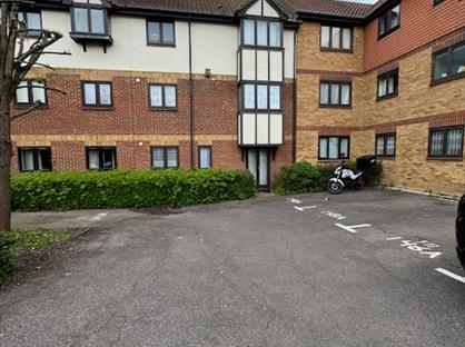 1 Bed Flat, Thrush Court, NW9