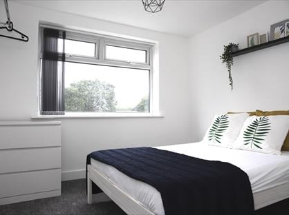 Room in a Shared House, Daylesford Road, B92